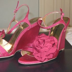 Ladies wedge heels 3 1/2 "